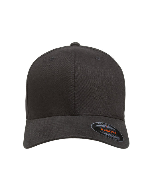 Flexfit Brushed Twill Cap: Timeless Style and Comfort